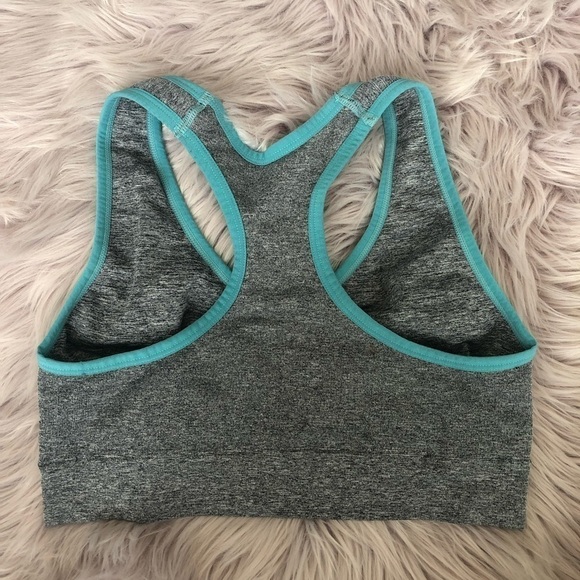 Lot of Unbranded Sports Bras - Picture 2 of 5